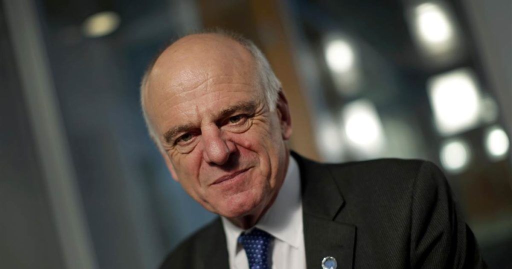 Gi&aacute;o sư David Nabarro. Ảnh: NBC News.