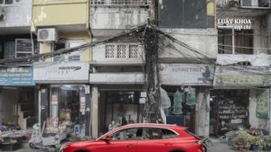 Ảnh: Mạnh Quân/Dân Trí, VF. Đồ họa: Thiên Tân/Luật Khoa.