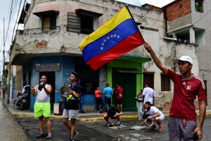 Hành động của Mỹ có giúp ích gì cho tiến trình dân chủ hóa Venezuela?